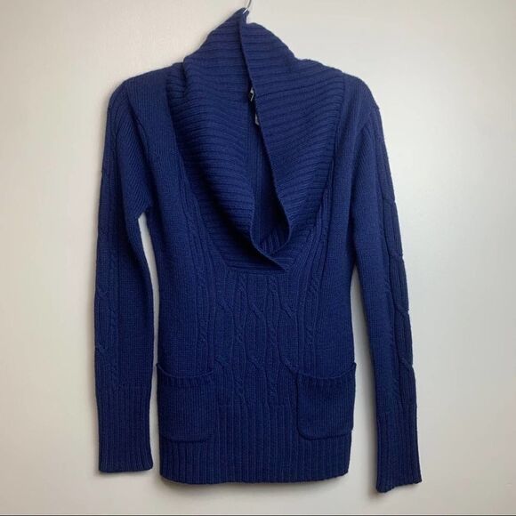 Solid Blue Chunky Cable Knit Shawl Collar Sweater size M Long Sleeve with pocket - Picture 10 of 11
